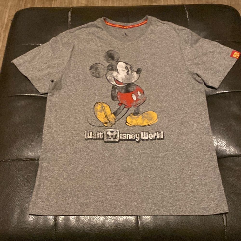 Mickey Mouse Walt Disney World Men T-Shirt. Vintage Sz medium.